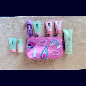 💗SOLD💗 Clinique Facial Cleansers & Lotions with Make Up Bag New 10 Piece